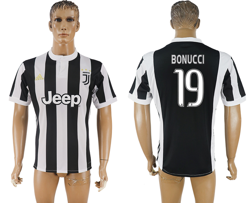 Maillot de football Juventus FC BONU #19 2017-2018 noir et blanc