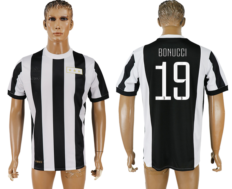 Maillot de football Juventus FC BONUCCI #19 2017-2018 noir et blanc