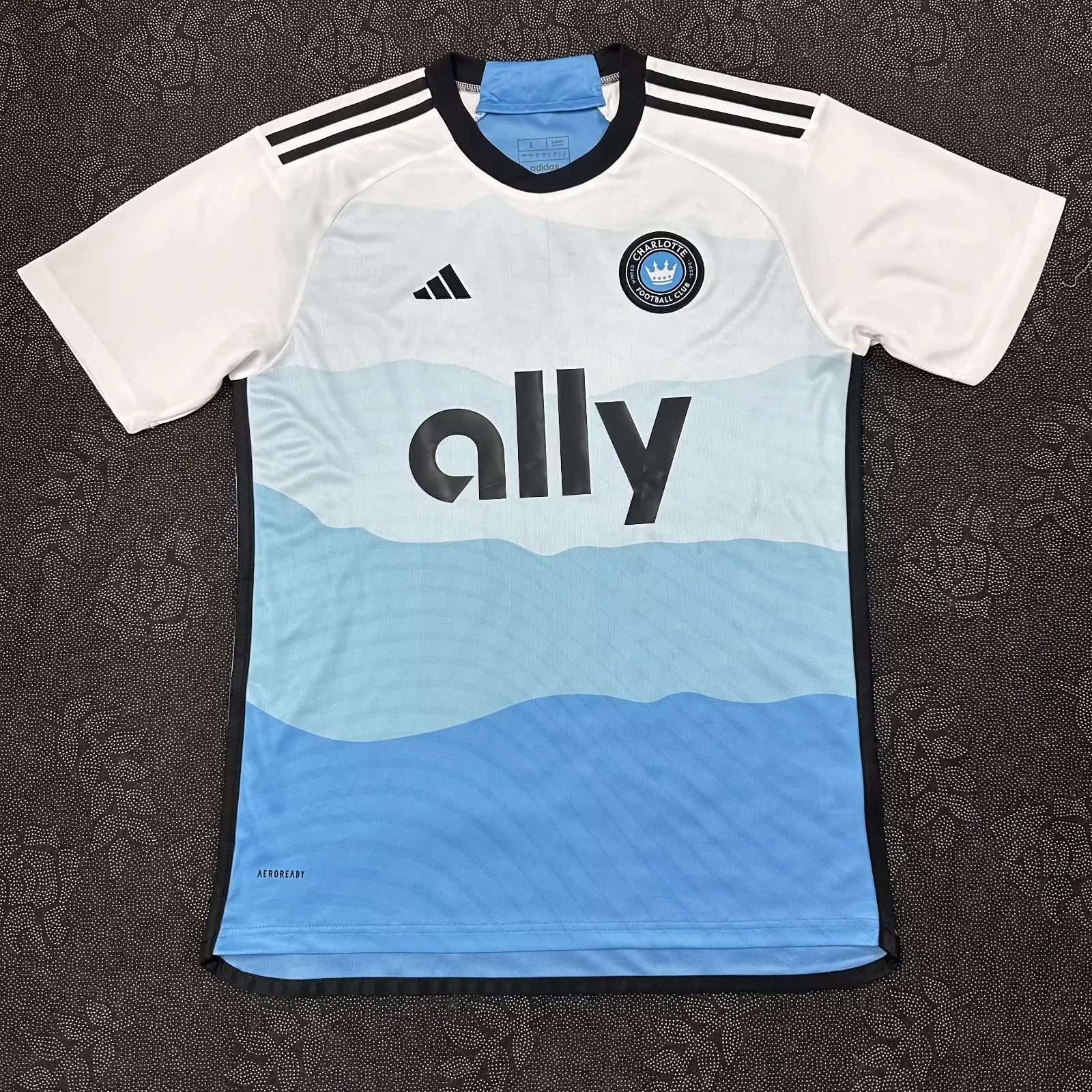 Charlotte Domicile Maillot 2024-2025