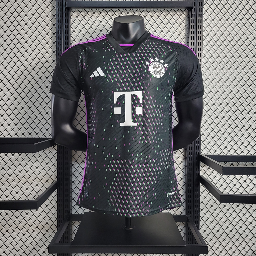 Bayern Munich Noir Edition Speciale Version du Joueur Speciale 2023-2024